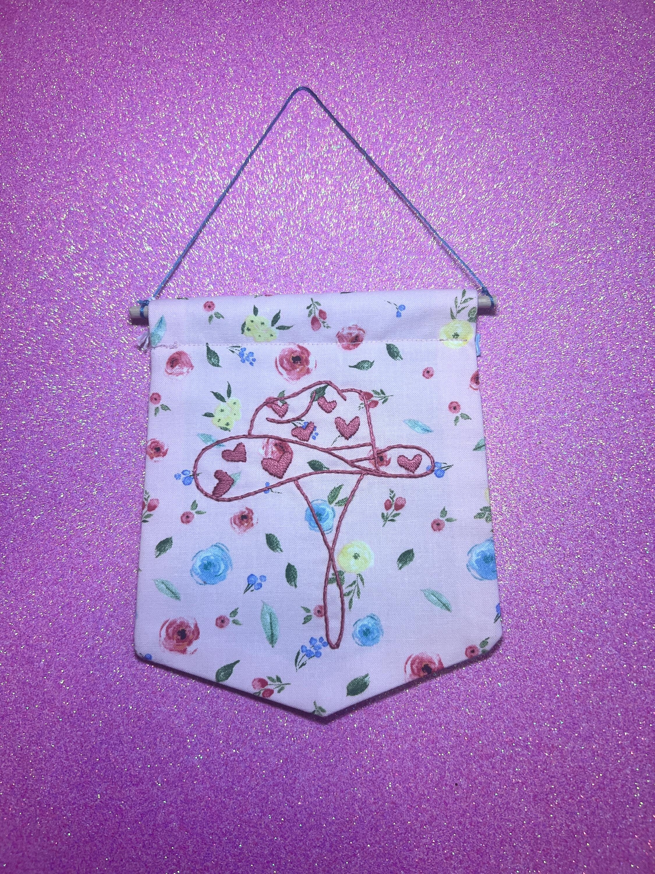 Pink Floral Heart Cowboy Hat Finished Embroidered Wall Hanging