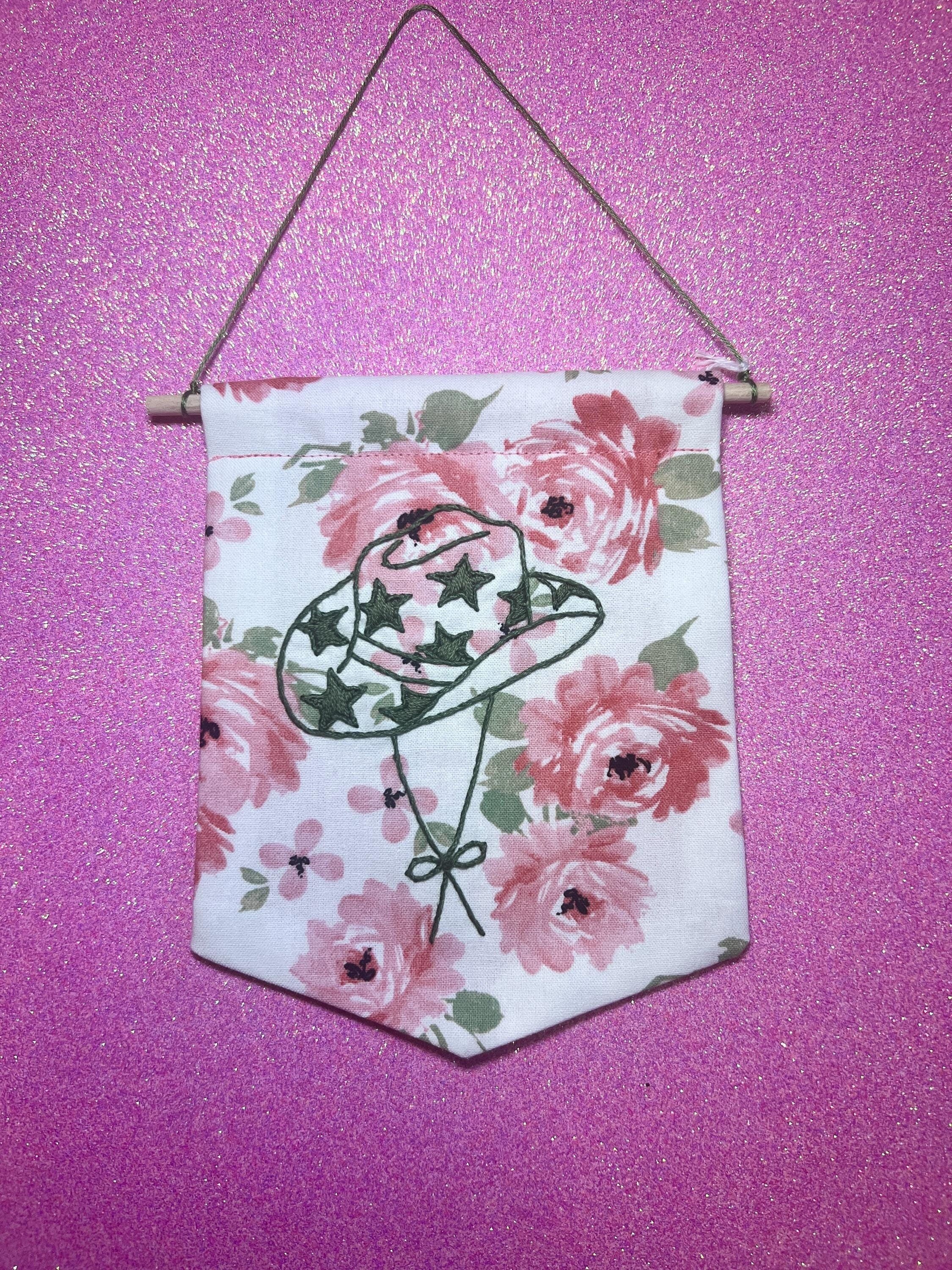 Green Floral Star Cowboy Hat Finished Embroidered Wall Hanging