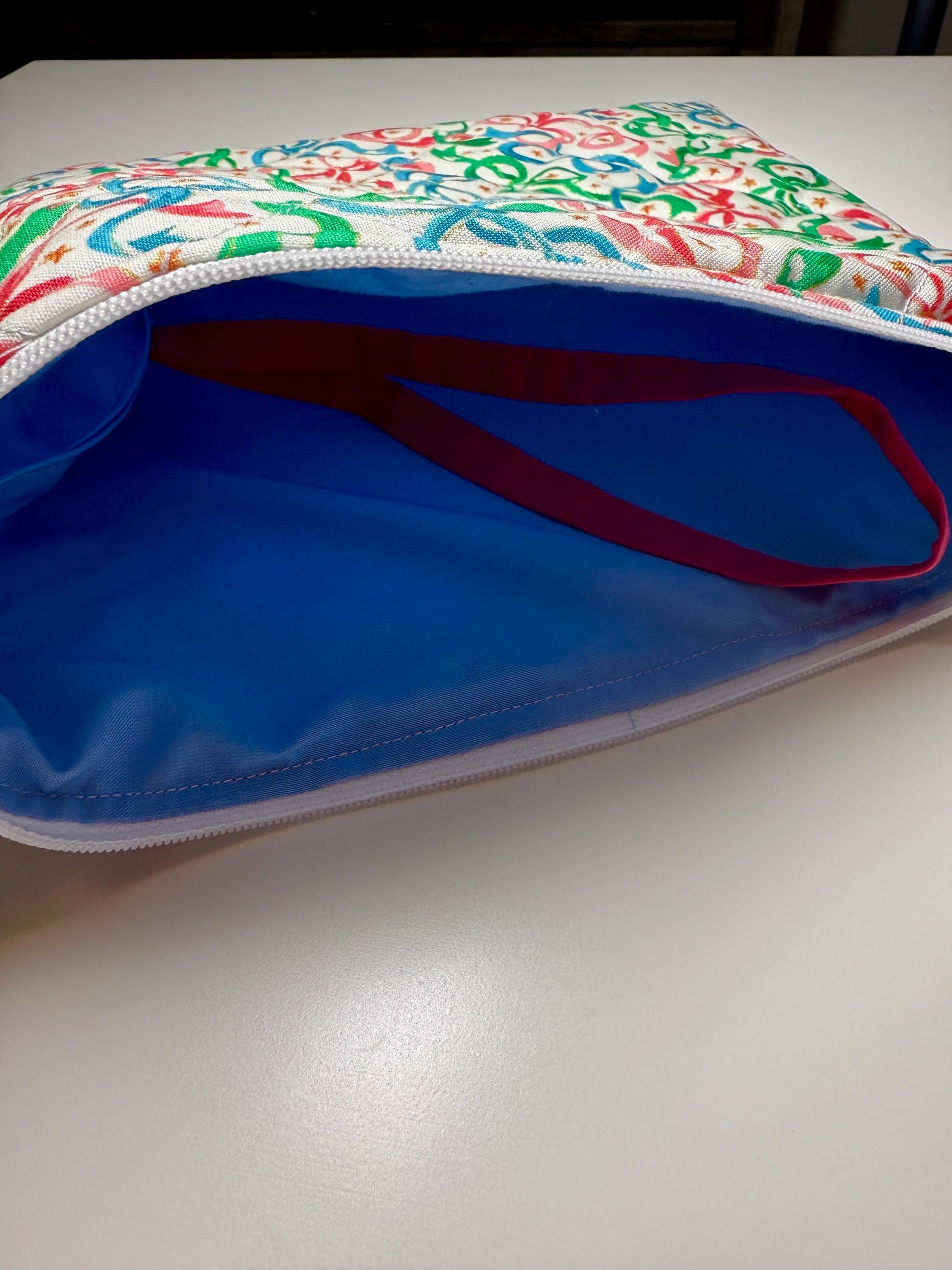 Bow Needlpoint/Crafting Zipper Project Bag 10” x 12”