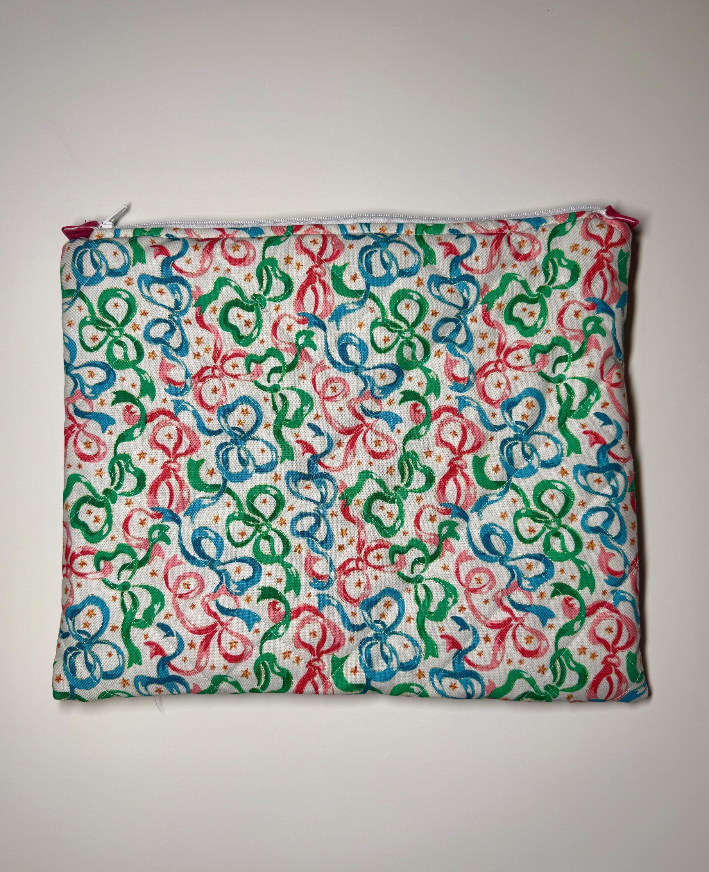 Bow Needlpoint/Crafting Zipper Project Bag 10” x 12”