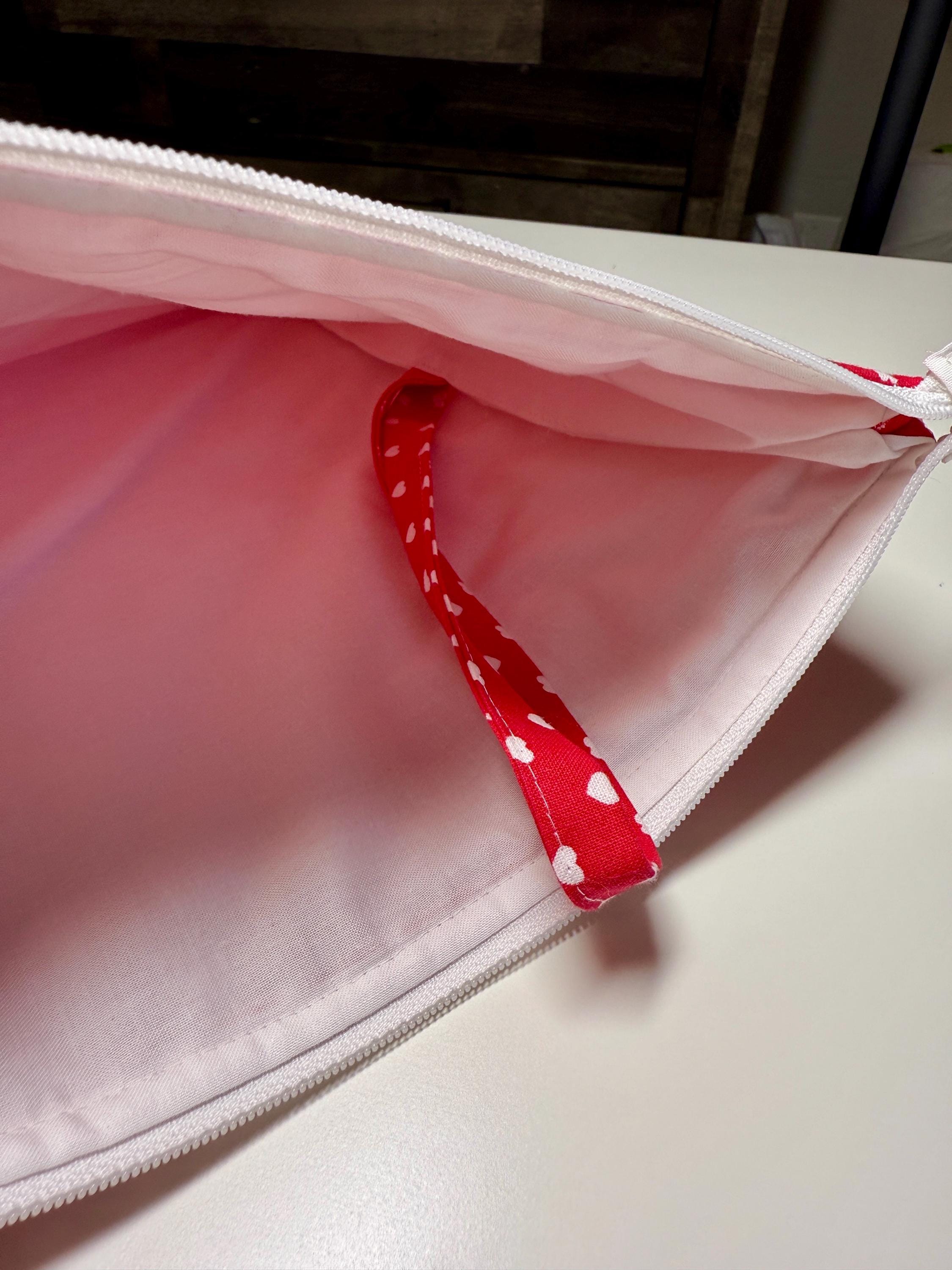 Heart Polka Dot Valentines Quilted Needlpoint/Crafting Zipper Project Bag
