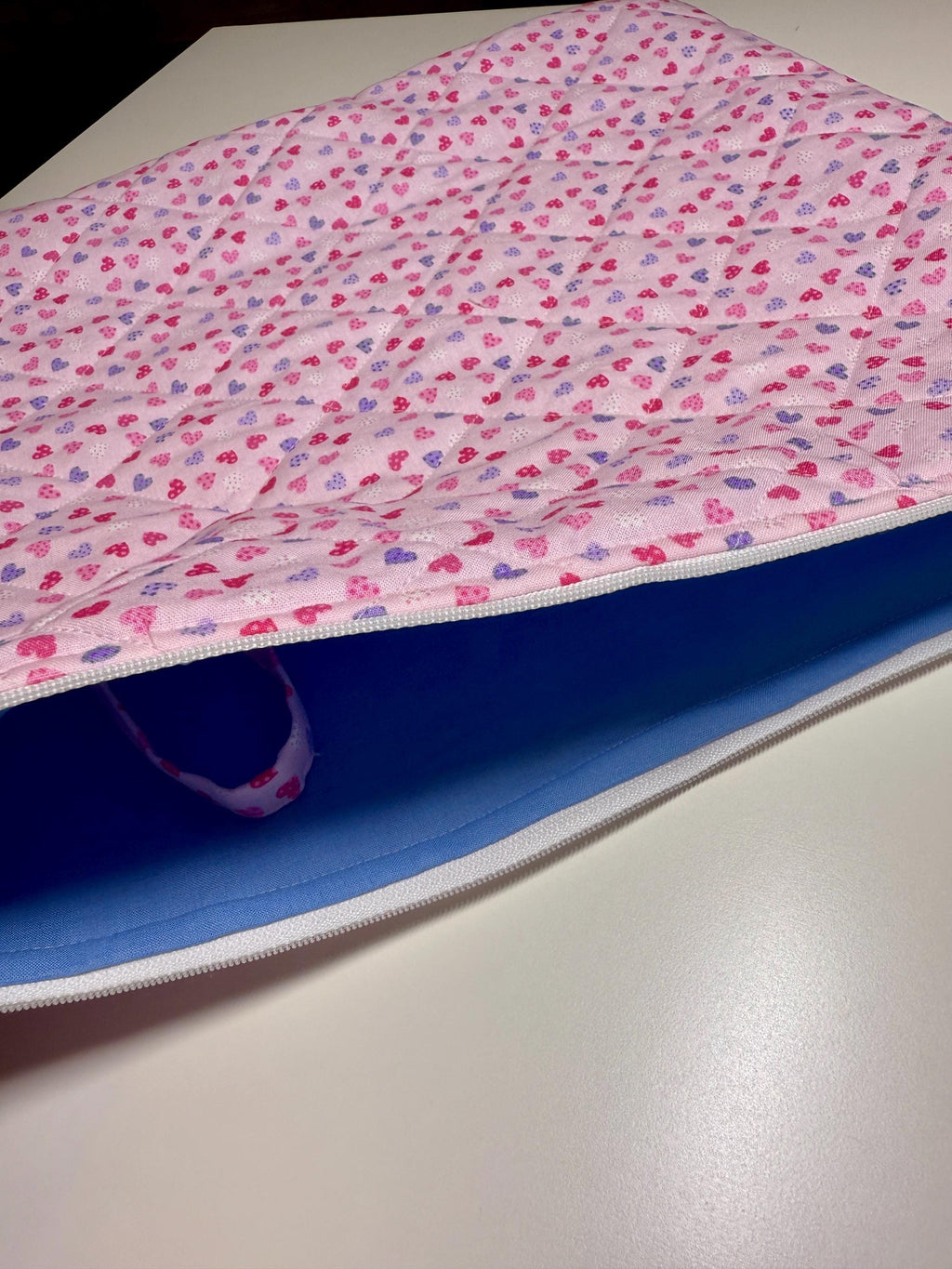 Heart Valentines Quilted Needlpoint/Crafting Zipper Project Bag 16” x 14” - Size Large