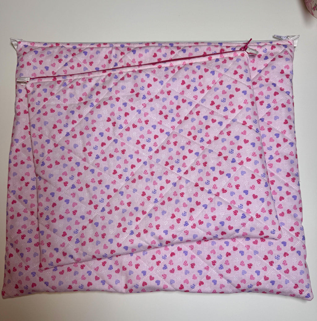 Heart Valentines Quilted Needlpoint/Crafting Zipper Project Bag 16” x 14” - Size Large