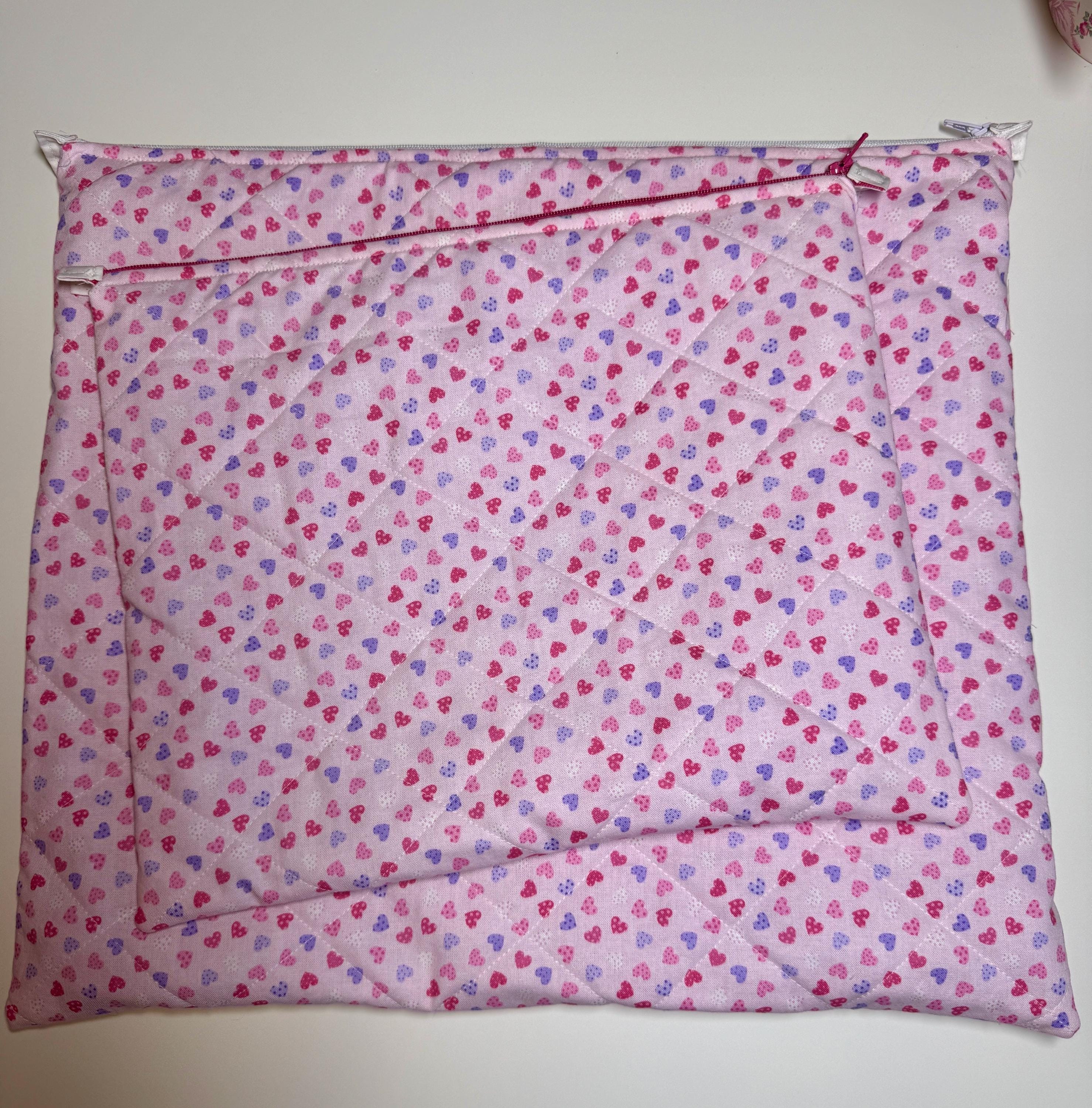 Heart Valentines Quilted Needlpoint/Crafting Zipper Project Bag 16” x 14” - Size Large